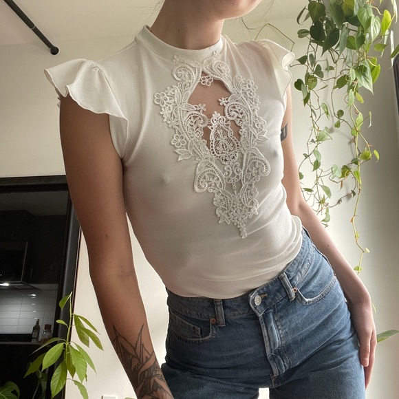 Forever 21 Tops - beautiful white lace bodysuit